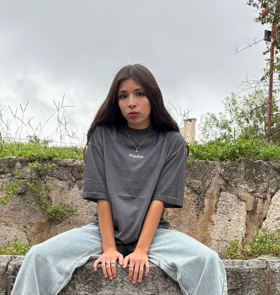 Remera Boxy Shady Logo