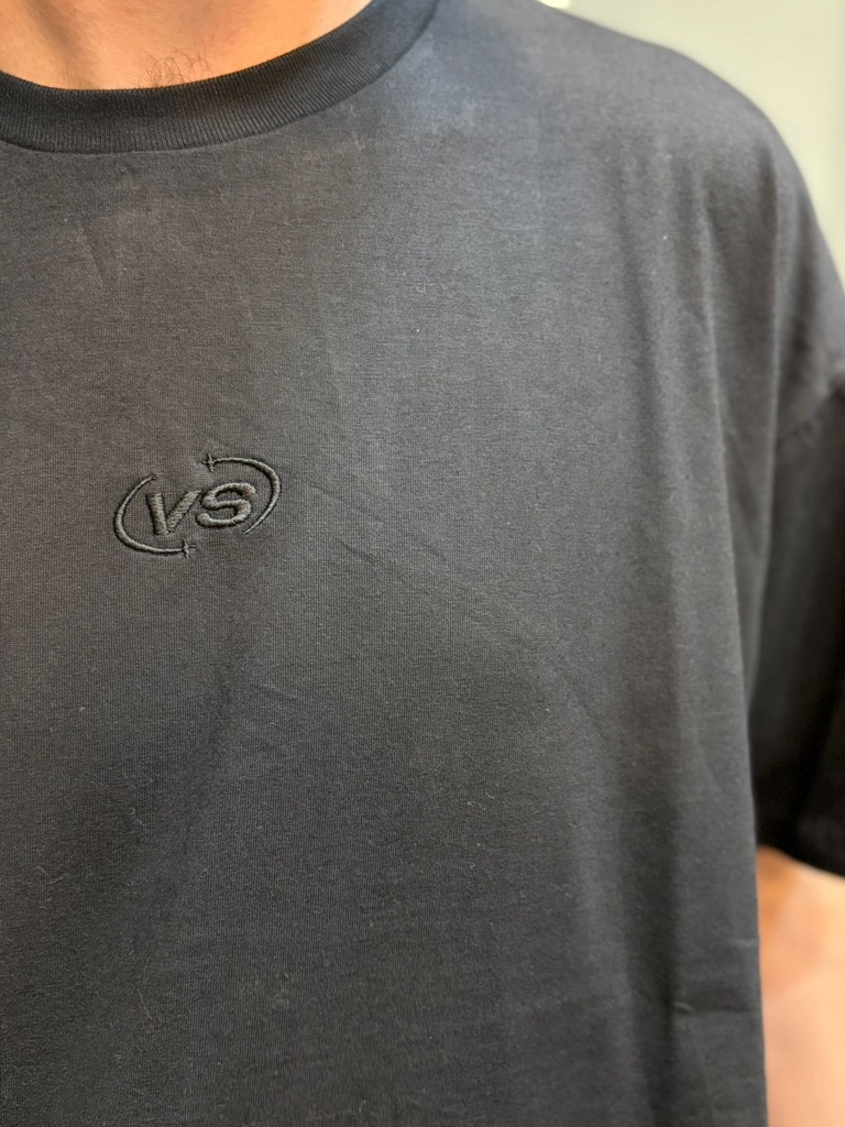Remera Circle Vs