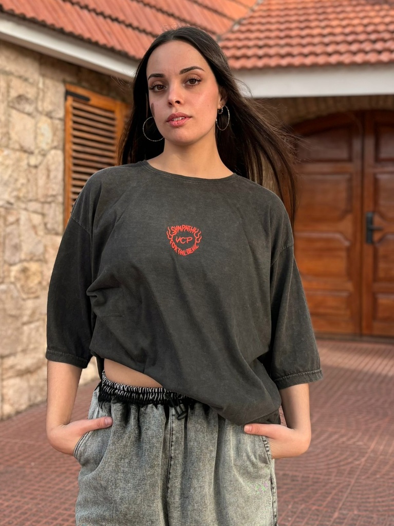 Remera Over Devil