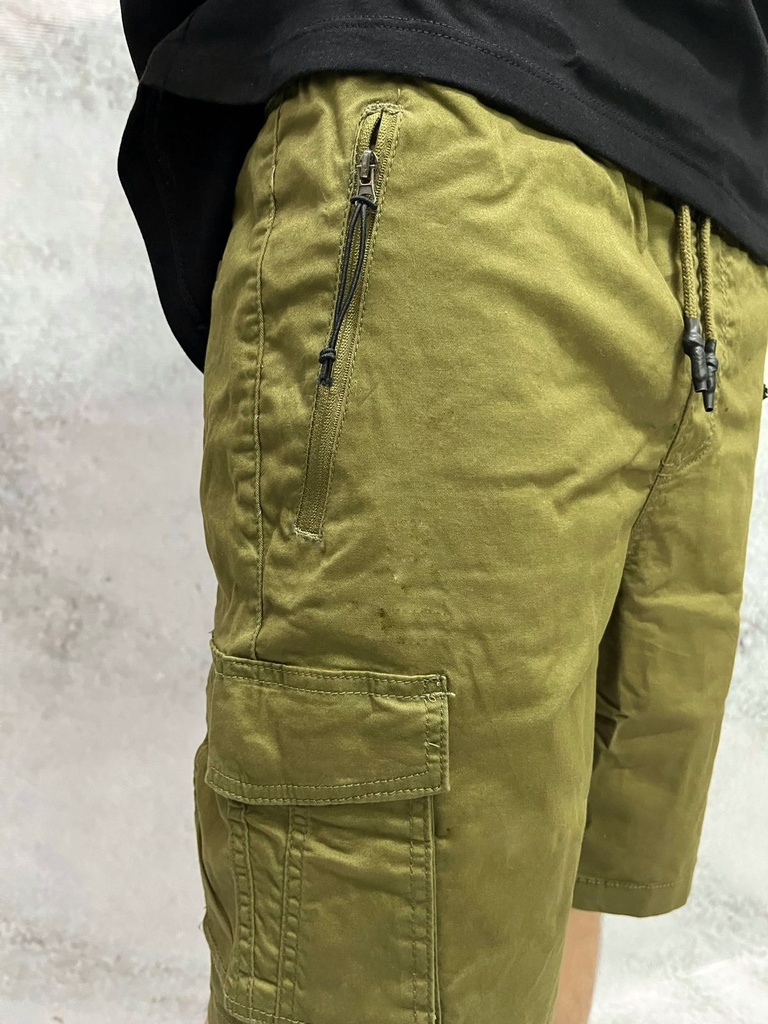 Bermuda  Jogger Cargo verde