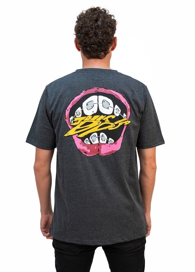 Remera Shout