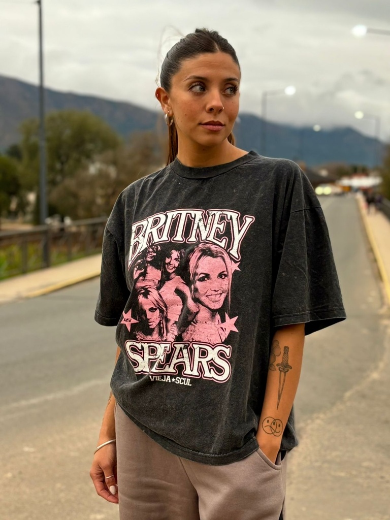 Remera Boxy BRITNEY