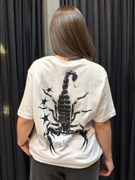 Remera Scorpion